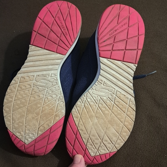 Skechers Running Shoes - Picture 9 of 9